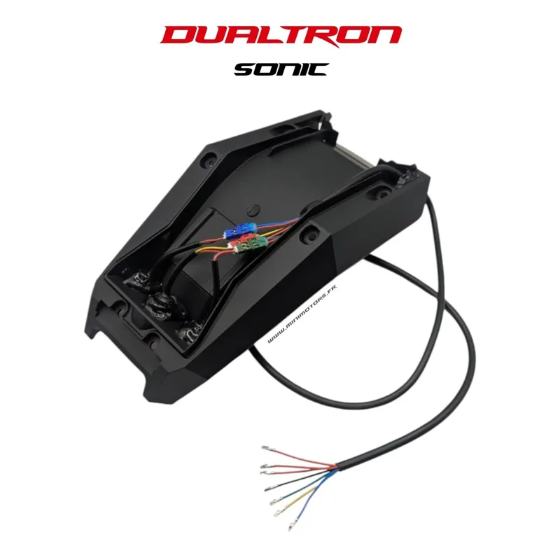 Garde-boue arrière noir avec feu – Dualtron Sonic