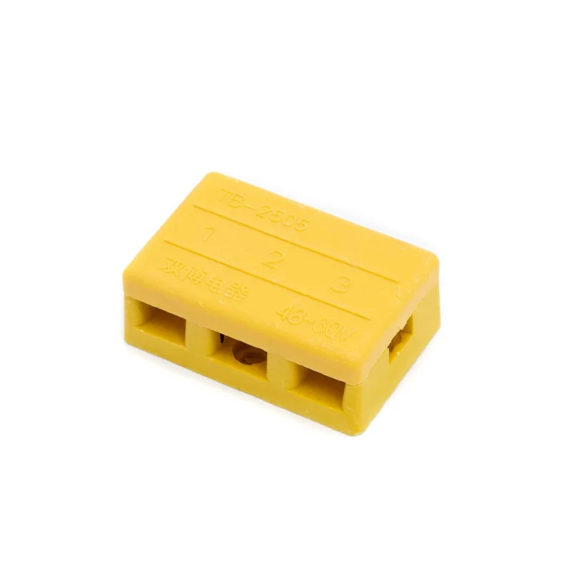 Boîte de connexion des fils de phase du moteur