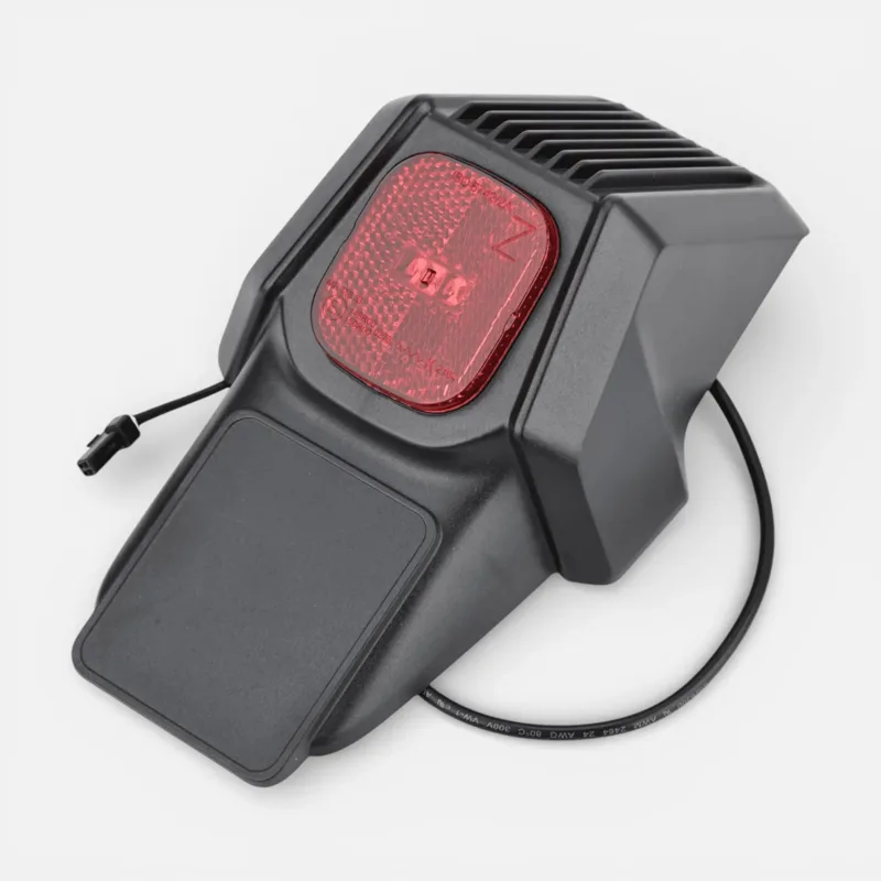 Garde-boue arrière original avec feu – Segway ZT3 Pro