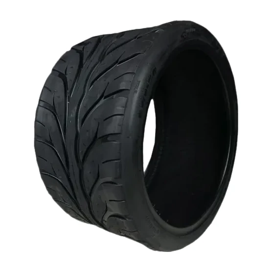 Pneu 215/40/13 tubeless