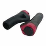 poignee ergonomique v2 par paire embout rouge toute gamme z pour trottinette electrique.jpeg